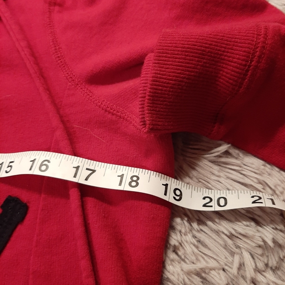 Currants Red Sweatshirt Size Large - Picture 6 of 12